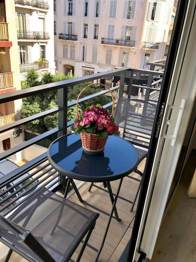 Brand New Studio In The Heart Of Канны Экстерьер фото